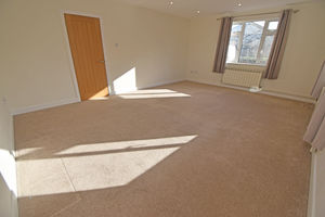 Lounge- click for photo gallery